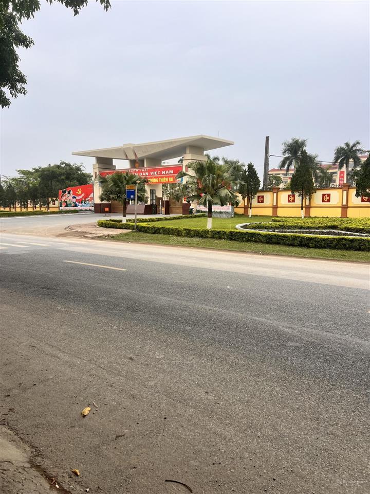 Giá siêu rẻ cho lô đất 355m2, mt 10m, giá 1.76 tỷ nằm ở xuân mai cách quốc lộ 21 400m