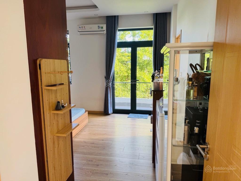 Biệt thự góc 2 mt vùng trung 3  đối diện trường quốc tế singapore