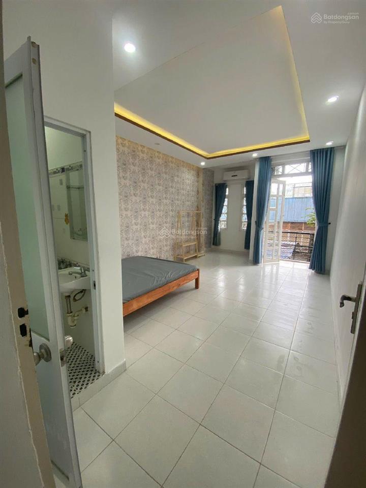 Căn hộ 4 tầng đường nguyễn du cách đường chính 50m  4 tầng  6 phòng  dòng tiền 22tr  nhỉnh 5 tỷ