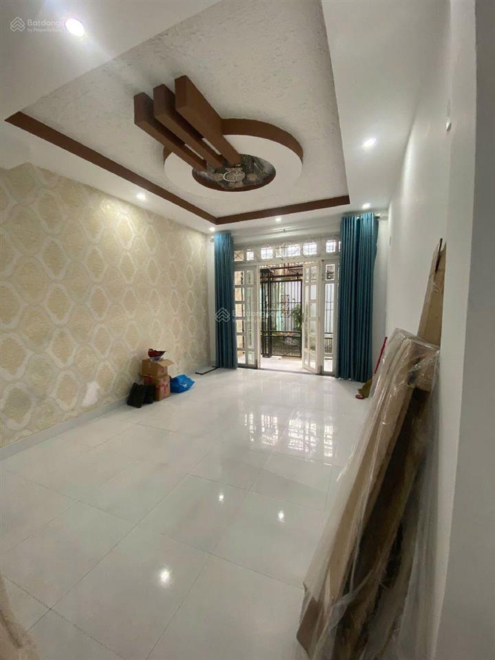 Căn hộ 4 tầng đường nguyễn du cách đường chính 50m  4 tầng  6 phòng  dòng tiền 22tr  nhỉnh 5 tỷ