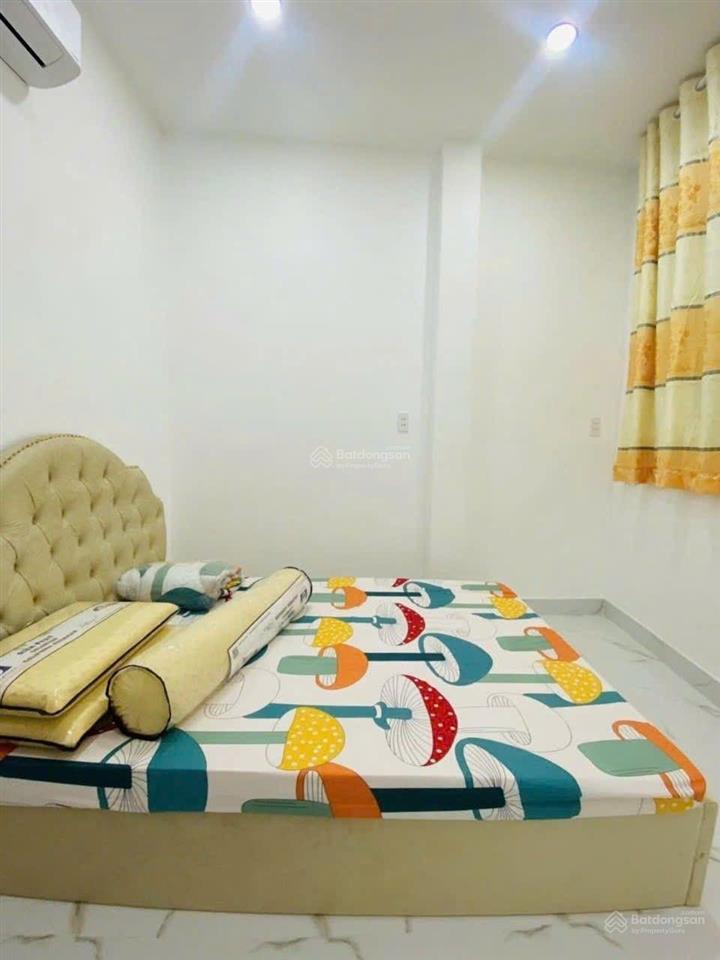 Nhà đẹp an cư  đón tết sum vầy. 4 tầng 3 phòng hxh ngô quyền q10. sát bv chợ rẫy. chỉ 4.x tỷ.