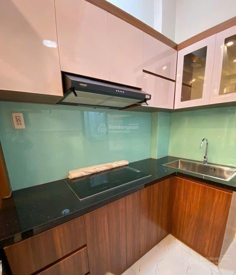 Nhà đẹp an cư  đón tết sum vầy. 4 tầng 3 phòng hxh ngô quyền q10. sát bv chợ rẫy. chỉ 4.x tỷ.