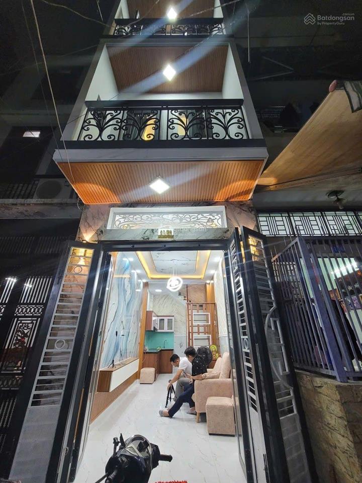 Nhà đẹp an cư  đón tết sum vầy. 4 tầng 3 phòng hxh ngô quyền q10. sát bv chợ rẫy. chỉ 4.x tỷ.