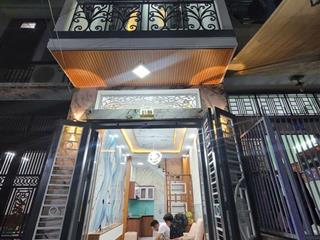 Nhà đẹp an cư  đón tết sum vầy. 4 tầng 3 phòng hxh ngô quyền q10. sát bv chợ rẫy. chỉ 4.x tỷ.