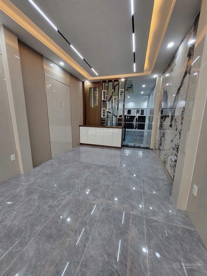 Siêu phẩm mt lê trực  q6, 5 tầng  nhà mới ở ngay. hợp ở ngay hay cty đều tốt, chỉ 21 tỷ, tl chủ