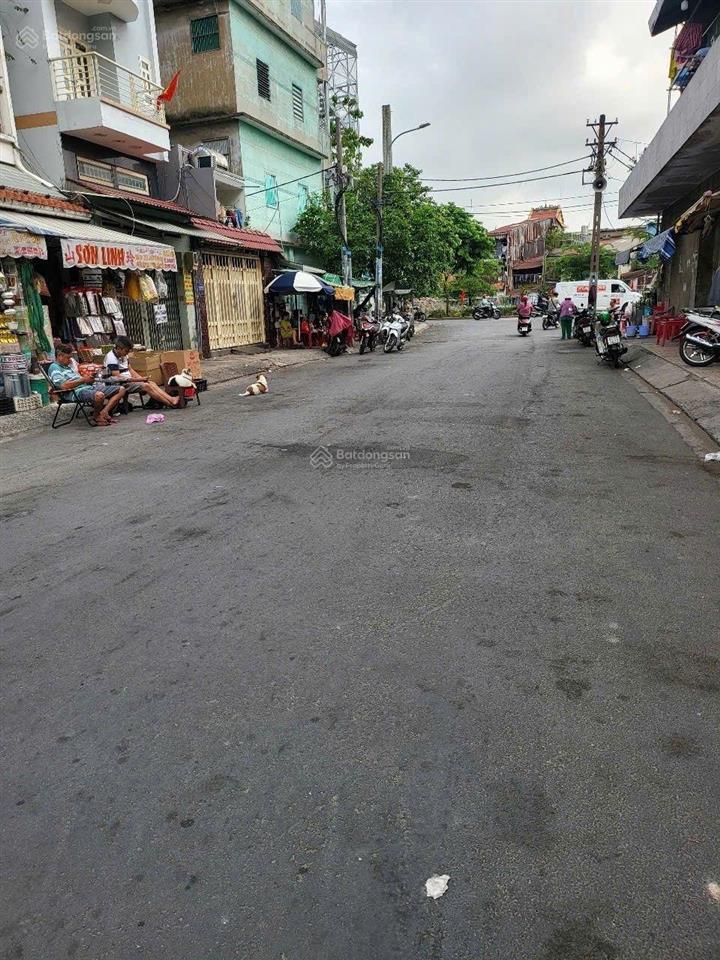 Siêu phẩm mt lê trực  q6, 5 tầng  nhà mới ở ngay. hợp ở ngay hay cty đều tốt, chỉ 21 tỷ, tl chủ