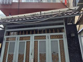 Bán gấp nhà 2mt, ngang lớn 5m, chỉ 10m ra mt trần phú, q5  7pn. thu 400tr/năm. chỉ 9.x tỷ. tl