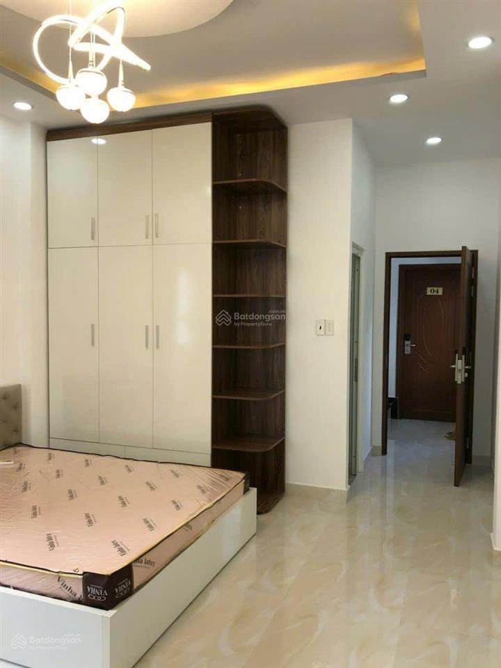 Bán gấp nhà 2mt, ngang lớn 5m, chỉ 10m ra mt trần phú, q5  7pn. thu 400tr/năm. chỉ 9.x tỷ. tl
