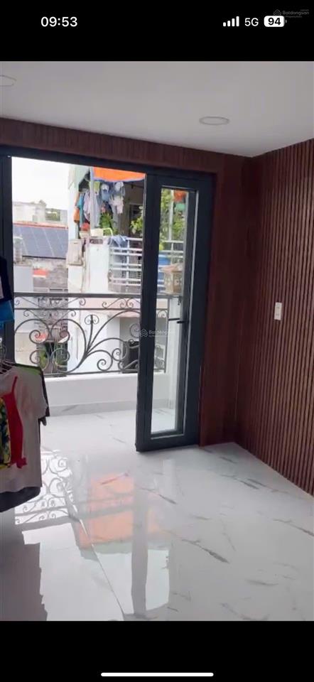 Quá hiếm  5pn  4 tầng  gần trần hưng đạo, q1  tiện làm air bnb  gđ đông. chỉ 6.6 tỷ. tl chủ