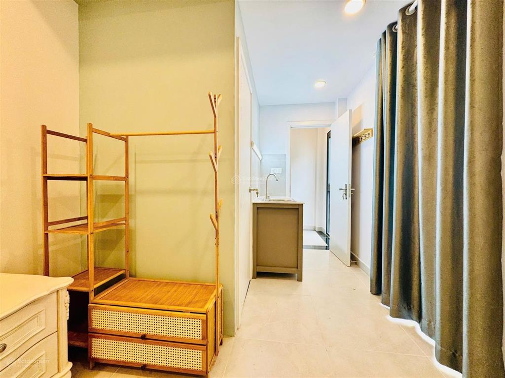 Chỉ 8 tỷ nhỉnh có ngay siêu phẩm 2mt hẻm phố tây bùi viện  q1  thông cống quỳnh  thu 240tr/năm