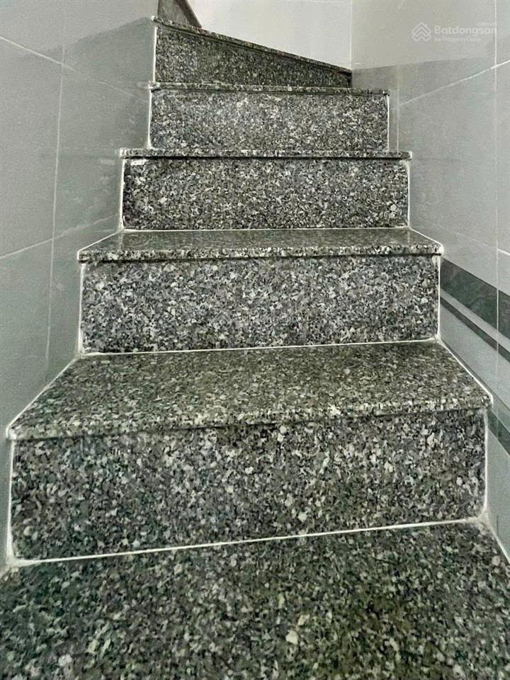Bán nhanh siêu phẩm ngang bề thế 7.25m  3pn  thu 25tr/tháng ngay đề thám  bùi viện. chỉ 8.5 tỷ.