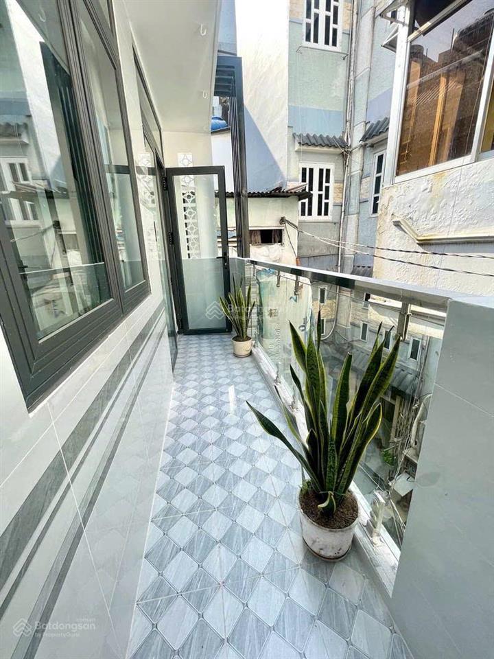 Bán nhanh siêu phẩm ngang bề thế 7.25m  3pn  thu 25tr/tháng ngay đề thám  bùi viện. chỉ 8.5 tỷ.