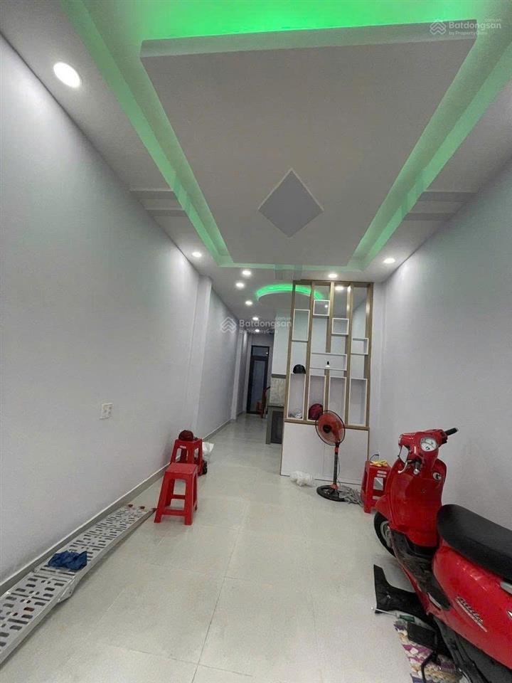 Bán gấp nhà sát mt nguyễn trãi  q5  4 tầng tiện vp  cty  hoặc ở. chỉ 9,7 tỷ. tl chính chủ