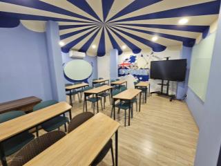 Siêu phẩm mặt tiền đường 3 tháng 2 , 12m x 20m , diện tích sử dụng 800m2 nhà mới cực đẹp