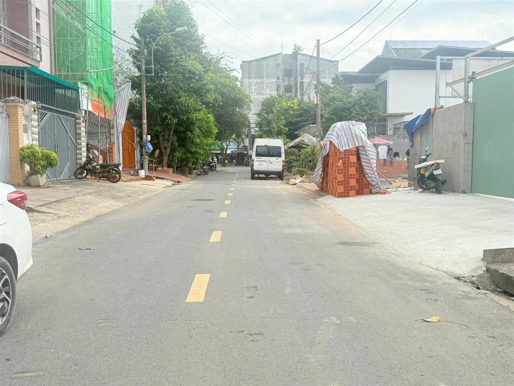 Ngộp bán đất khu mười mẫu, dt 100m² (5x20) vuông vức hướng nam, đường 12m vỉa hè giá ngộp 11,5 tỷ