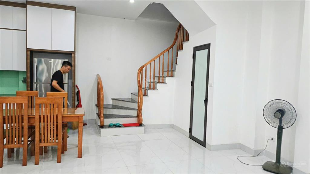 Cho thuê nhà mới xây, 45m2, 5pn, 3wc tại ngõ 12, yên lũng, hoài đức, hà nội