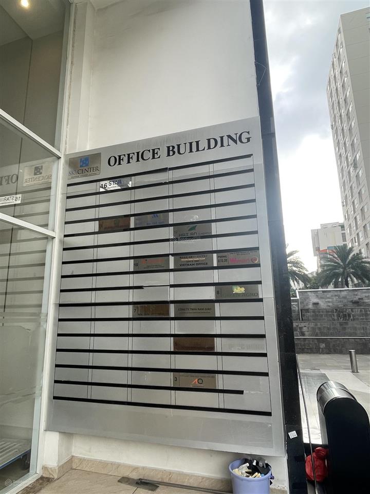 Bán officetel  sky center  70m2, 5 tỷ 1 nhận nhà