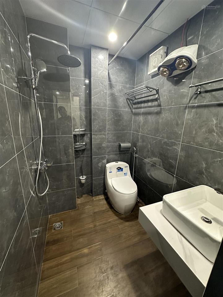 Hot deal tháng 9 cho thuê căn hộ ngõ 279 đội cấn, nhà mới 100%, dt 35m2.  0946 638 ***