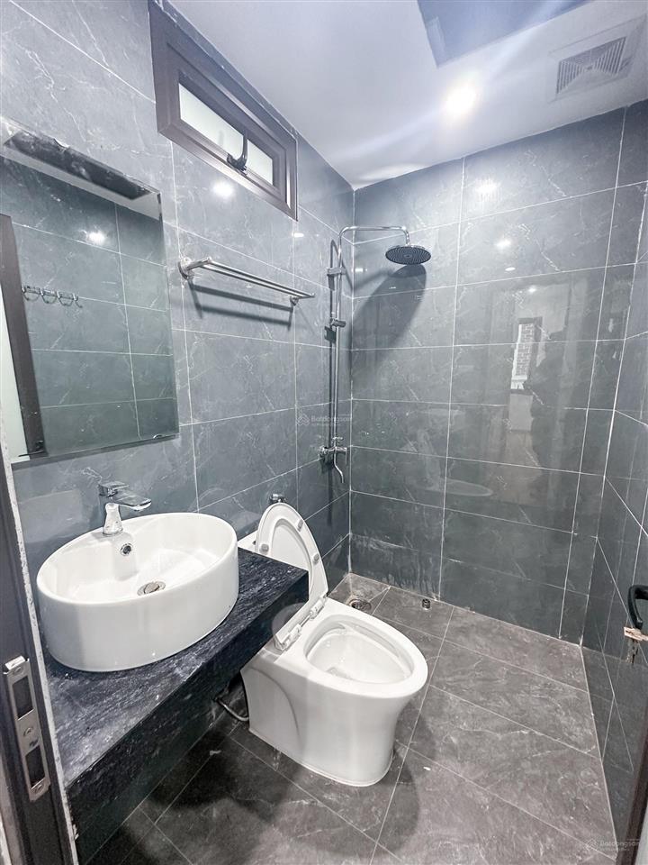 Chính chủ cho thuê căn hộ ngõ 35 tứ liên chỉ 4tr, nhà mới 100%, dt 25m2.  0946 638 ***