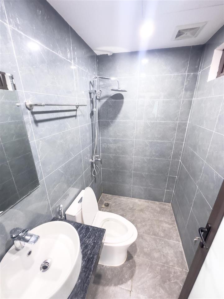 Cho thuê phòng trọ tại 35a tứ liên, giá tốt 4,5 triệu, 25m2