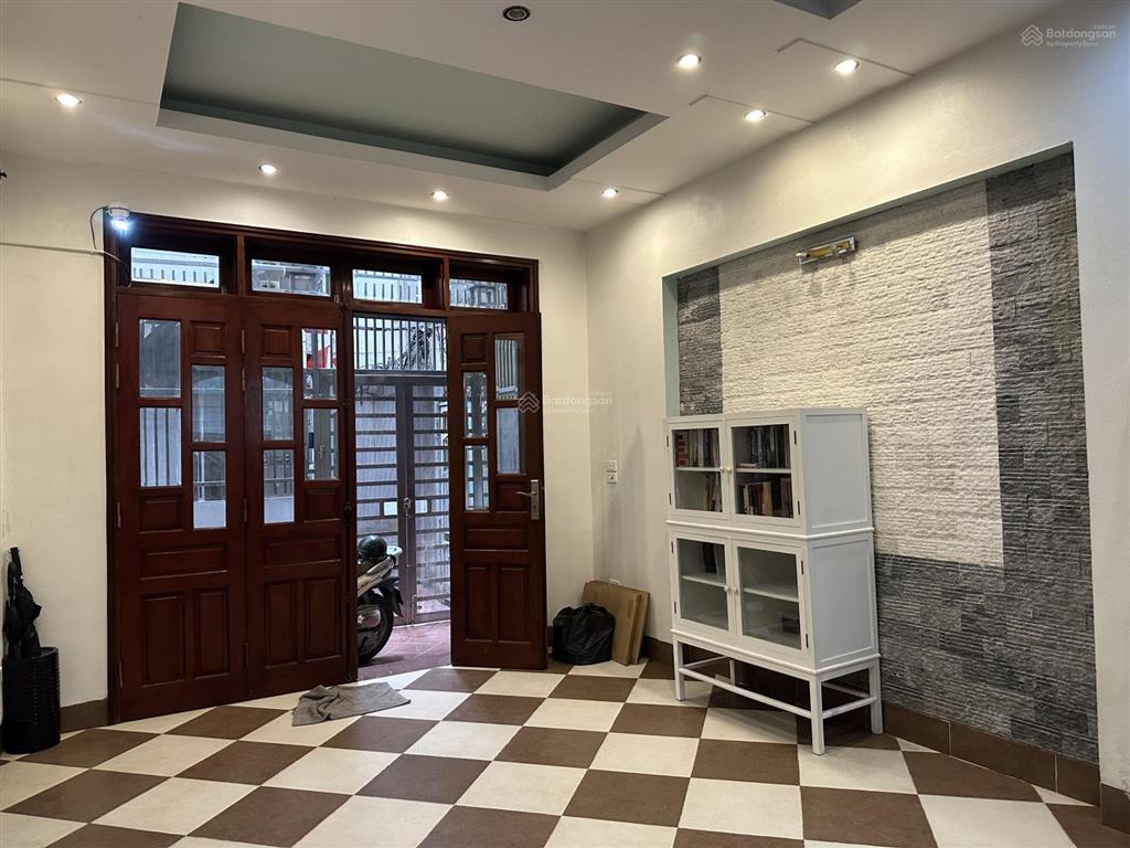 Hàng hiếm tại 28 phố từ hoa, 3,5 triệu, 20m2, cho thuê phòng trọ cơ bản