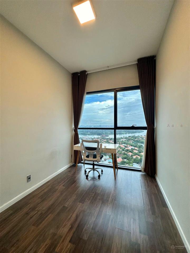 Bán 3pn2wc the ascent 104m 9,45 tỷ  đang có hđ thuê 38 triệu (view sông)