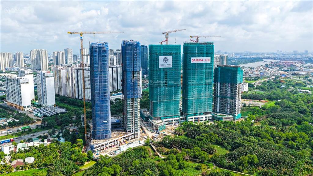 Bán 2pn góc tòa a6 view sân vận động căn số 7 lầu 18  khách em cần xử lý việc cần ra gấp