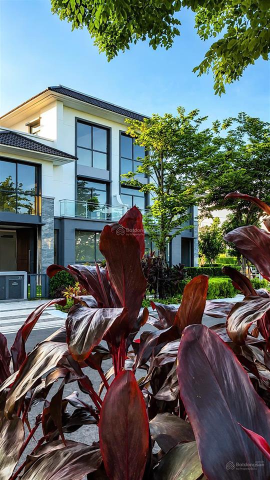 Bán 2pn góc gladia heights  căn số 05 tầng 6  view biệt thự hướng đn giá 5.85 tỷ