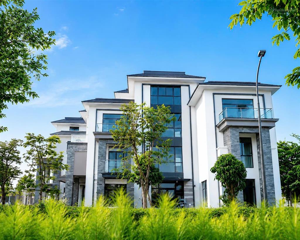 2pn lớn 85m2 b3 căn số 10 gládia heights  view không chắn giá 6,89 tỷ