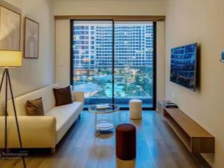 Bán 1pn lumiere giá 3.09 tỷ view hồ bơi  hướng đông nam (có sổ)