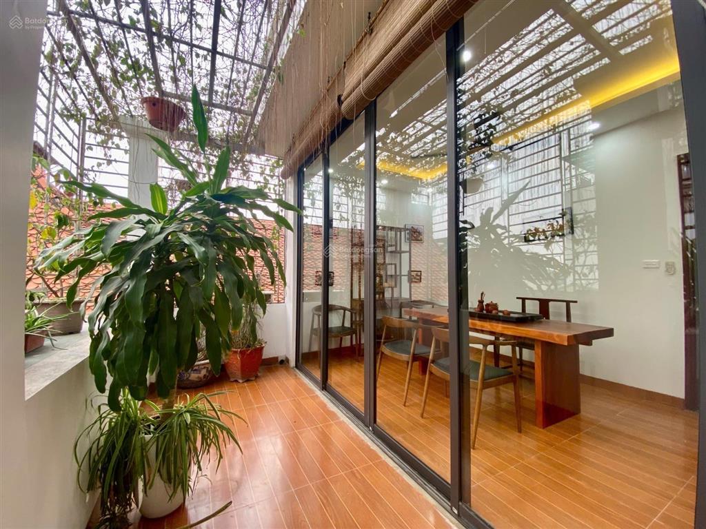 Bán nhà hồ bồ đề ngay trường cấp 1 bồ đề ở ngay 40m | mt 6m 9,85 tỷ (thương lượng)