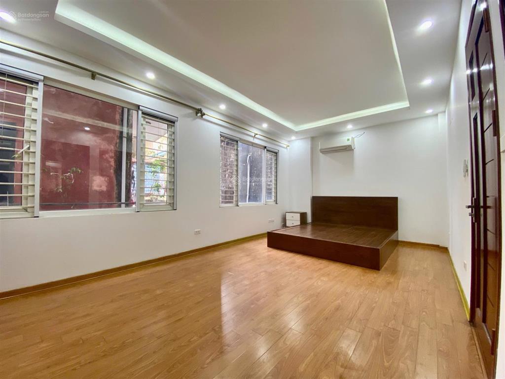 Bán nhà hồ bồ đề ngay trường cấp 1 bồ đề ở ngay 40m | mt 6m 9,85 tỷ (thương lượng)