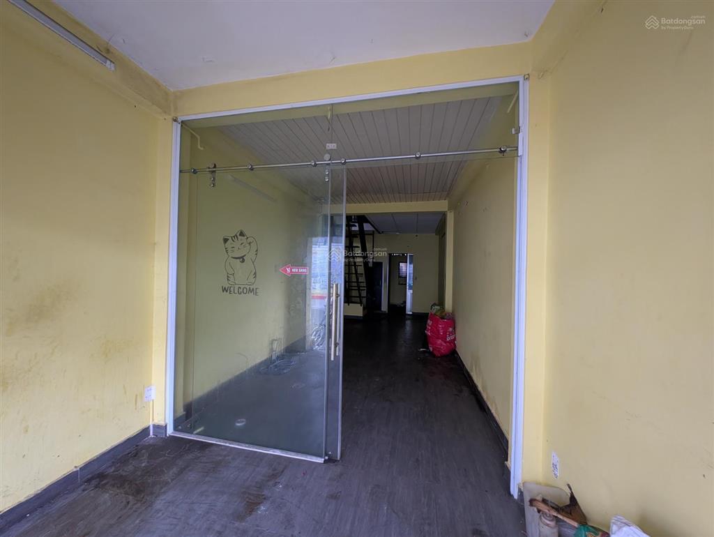 Cho thuê nhà mặt phố 357a nguyễn trọng tuyển, khu vực sầm uất, gần trường học, cơ quan, v.v