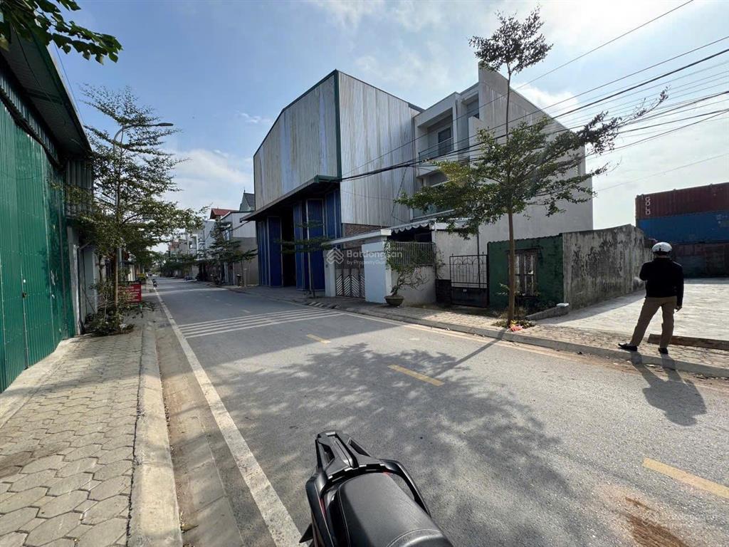 Chính chủ bán gấp lô đất cực đẹp thị trấn thường tín, ngay sát vinhomes olympic. đường rộng 4m.