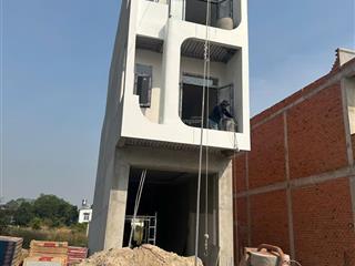 Cơ hội sở hữu một căn nhà phố giá rẻ với thiết kế 1 trệt 2 lầu thủ dầu một  bd