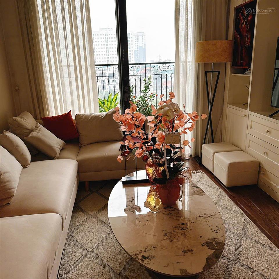 Không mua nhanh thì chỉ có tiếc. chủ nhà muốn bán 3 ngủ sunshine garden giá cực tốt