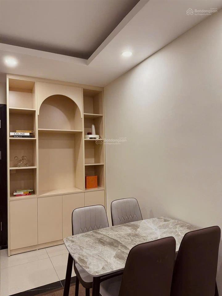 Cho thuê 2 ngủ siêu rẻ. vào ở ngay ạ imperia sky garden minh khai