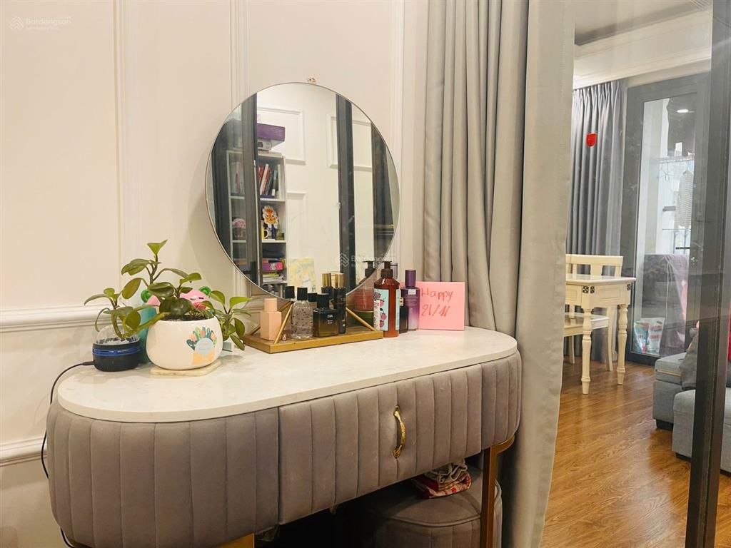 Chỉ 4 tỷ bán 1pn hoa hậu full nội thất  sunshine garden, cạnh time city