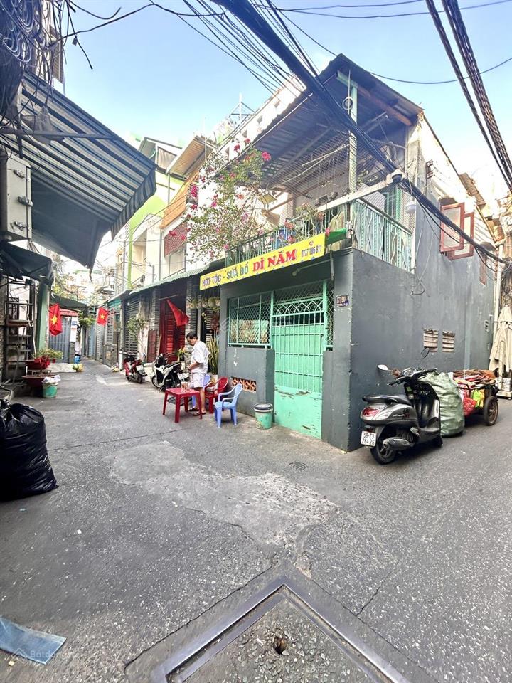 Bán nhà ngon đ.tôn đản, 50m2 chỉ 5.5t, gần chợ 200 đ.xóm chiếu 5p đến đh nguyễn tất thành kế q1.