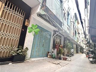 Bán nhà 3 tầng chỉ 4.7tỷ xe hơi đậu cửa, khu 20 thước, chỉ 50m ra mt hoàng diệu, kế bên vĩnh khánh