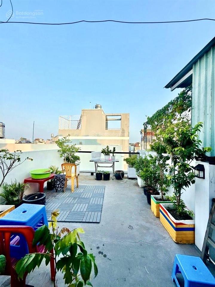 Bán nhà căn góc đ. tôn đản, ngang đẹp 4.2m chào chỉ 4.9t, tương lai nhà ngay mặt tiền xe hơi