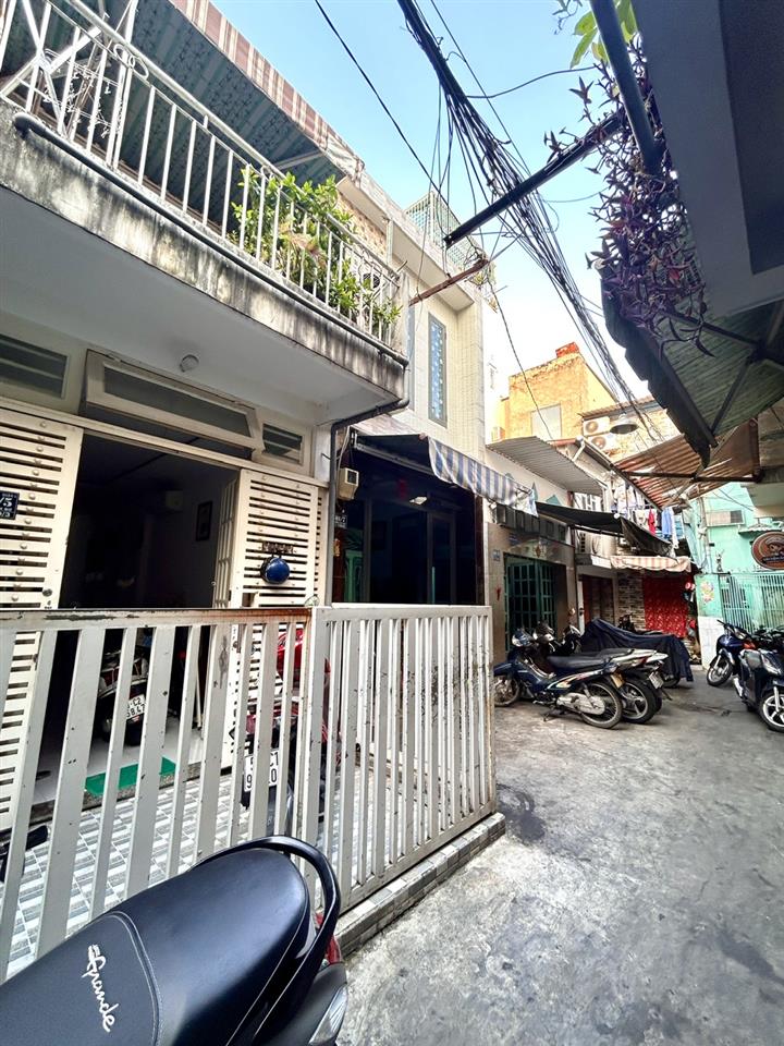 BÁN NHÀ CHỈ 3.98T- CHỈ 10M RA MT XE HƠI Đ.ĐOÀN VĂN BƠ- LƯU THÔNG TÔN ĐẢN - XÓM CHIẾU