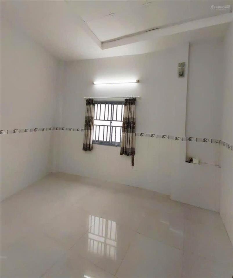 Bán nhà đẹp 61m2, 5.2t, đ.bến vân đồn qua q1, q8 chỉ 2p gần đh nguyễn tất thành và phố nguyễn huệ