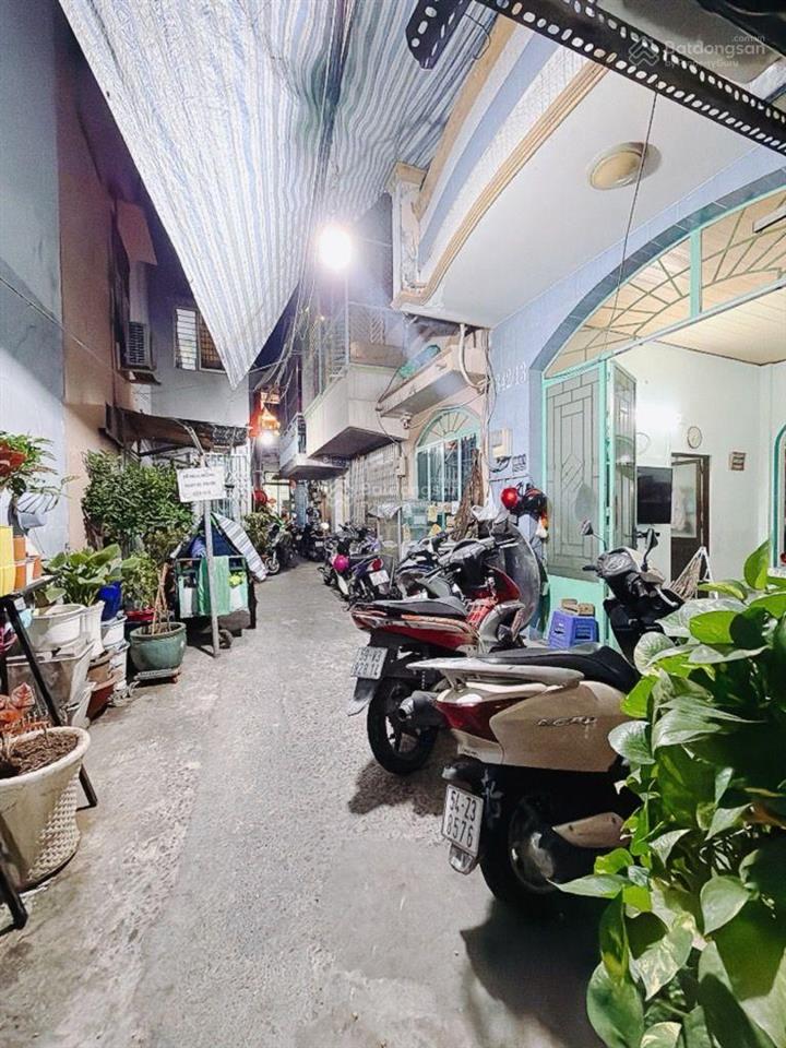 Bán nhà hẻm xe hơi, ngang 6.2m, nở hậu,đ.đoàn văn bơ ra tôn thất thuyết, dt 77m2 chỉ 7.5t.