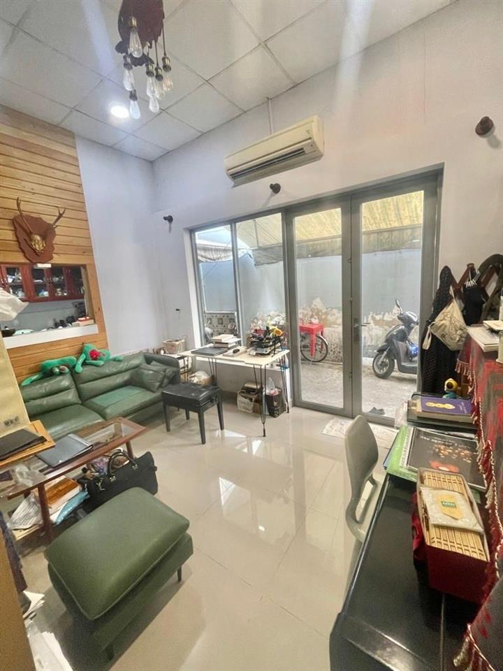 SIÊU PHẨM NHÀ NGANG 6.3M2- DT 46.1M2- Đ.TÔN ĐẢN- KẾ BÊN KHU ẨM THỰC VĨNH KHÁNH- RA HOÀNG