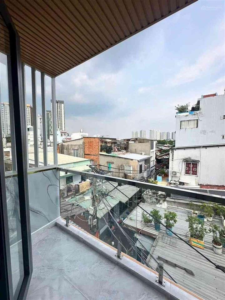 Nhà mới 3 tầng, 25m2 4,45 tỷ, đ. tôn thất thuyết ra ngay bến vân đồn đến q1 phố đi bộ nguyễn huệ