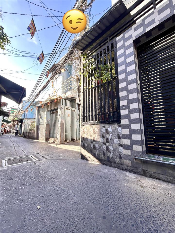 Bán nhà 2 tầng, 92.3m2 chỉ 7.2t, cách 50m ra mt tôn đản, thông ra đ số vĩnh hội