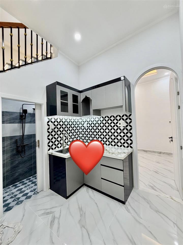 Cực phẩm nhà mới, 37m2 chỉ 5.5t, gần hẻm xe hơi đoàn văn bơ, hoàng diệu, và vĩnh khánh.