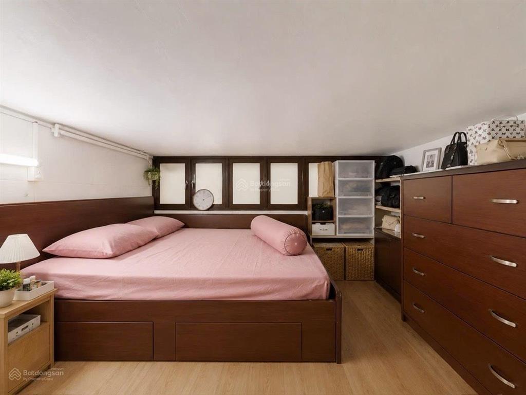 Bán nhà mặt tiền cư xá, xe hơi đậu cửa, 70 m2 chỉ 9.5t, giáp q1 gần ngay hoàng diệu, đoàn văn bơ