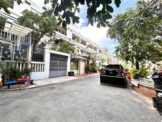 Bán nhà mặt tiền cư xá, xe hơi đậu cửa, 70 m2 chỉ 9.5t, giáp q1 gần ngay hoàng diệu, đoàn văn bơ